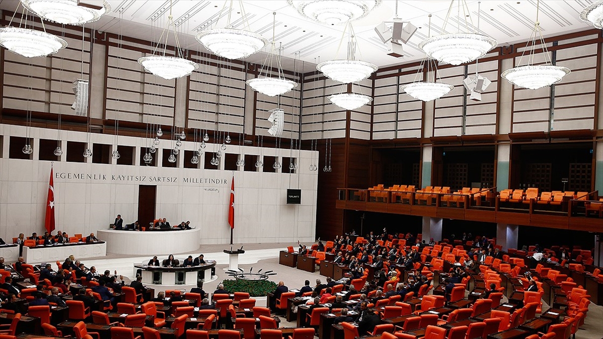AK Parti’den sporda şiddetin önlenmesine ilişkin kanun teklifi