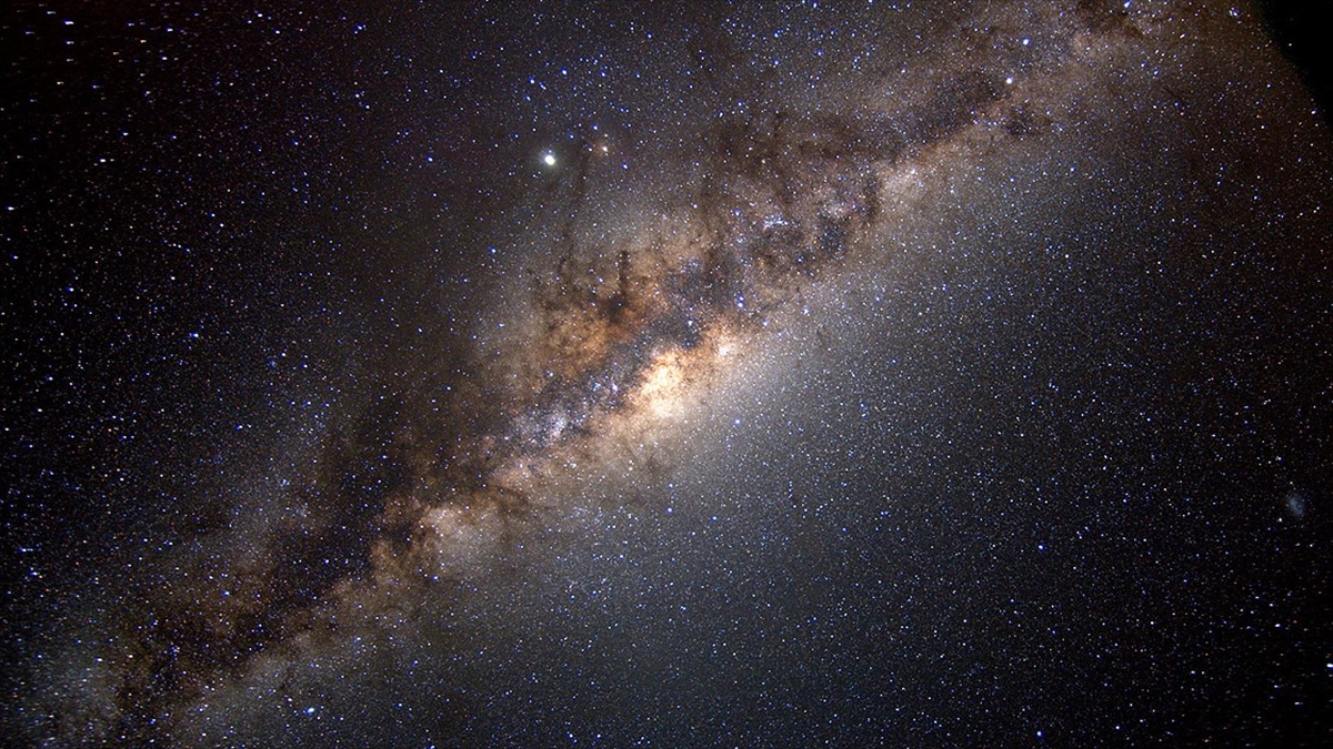 Samanyolu Galaksisi’nde dalga şeklinde devasa bir yapı keşfedildi