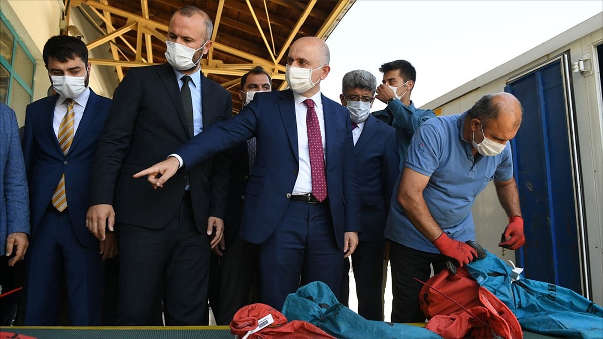 Bakan Karaismailoğlu: Demir yolu taşımacılığını genel taşımacılık içerisinde yüzde 20’lere çıkarmayı hedefliyoruz