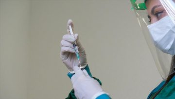 Türkiye’de nüfusun yaklaşık yüzde 25’ine birinci doz Kovid-19 aşısı uygulandı