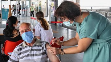 Türkiye’de uygulanan Kovid-19 aşı dozu miktarı 80 milyonu geçti