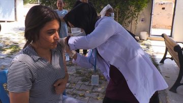 Kovid-19 aşı haritasında son sıradaki Şanlıurfa’da sahadaki ekip sayısı iki katına çıkarıldı