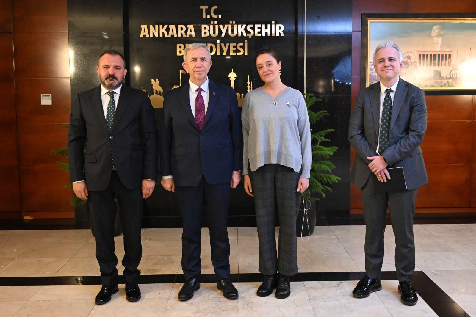Anne Mınguzzı’den Mansur Yavaş’a Ziyaret: Mattıa Ahmet Mınguzzı’nin Adı Kaykay Parkı’nda Yaşatılacak