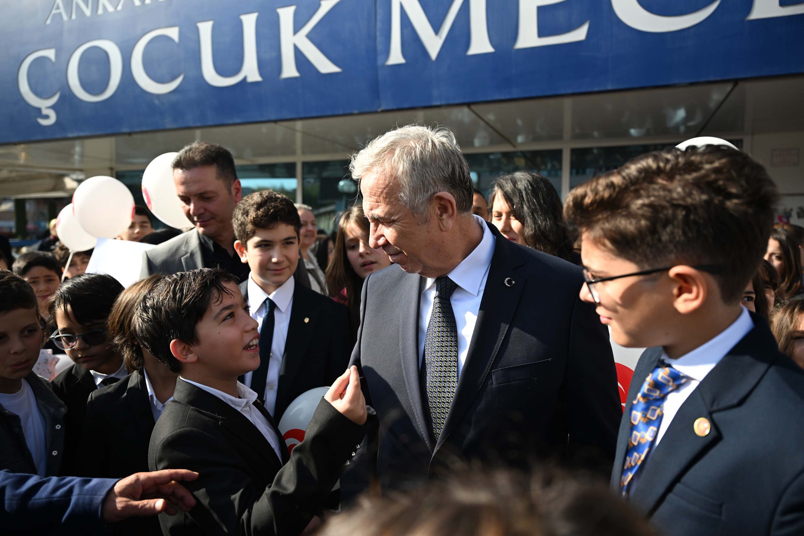 Mansur Yavaş Çocuk Meclisi’nin 30. Dönem Mazbata Törenine Katıldı