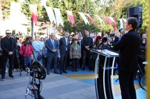 Bahçelievler’de Gençlere Bisiklet