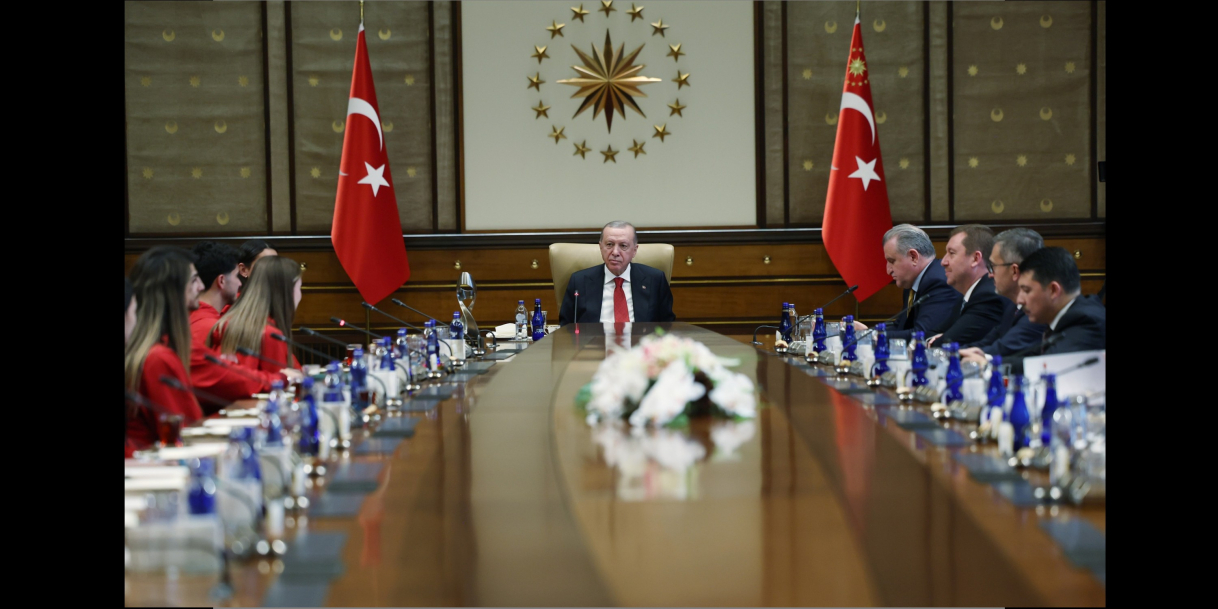 Cumhurbaşkanı Erdoğan, çeşitli branşlarda madalya kazanan sporcuları kabul etti