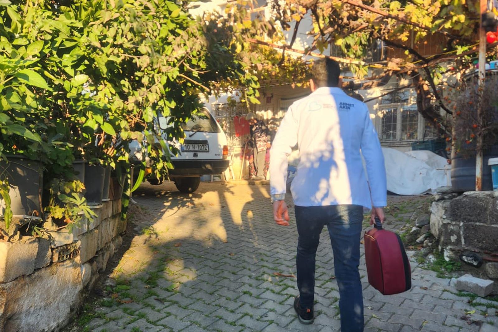 Yakın Berber Uygulaması İlçe İlçe Dolaşarak Hizmete Devam Ediyor