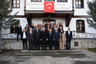 Mansur Yavaş Kalecik’te Hamsi Şöleni’ne Katıldı