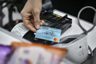 ABB, Asgari Ücretli Ve Emeklilerin Sağlık Yükünü Hafifletti