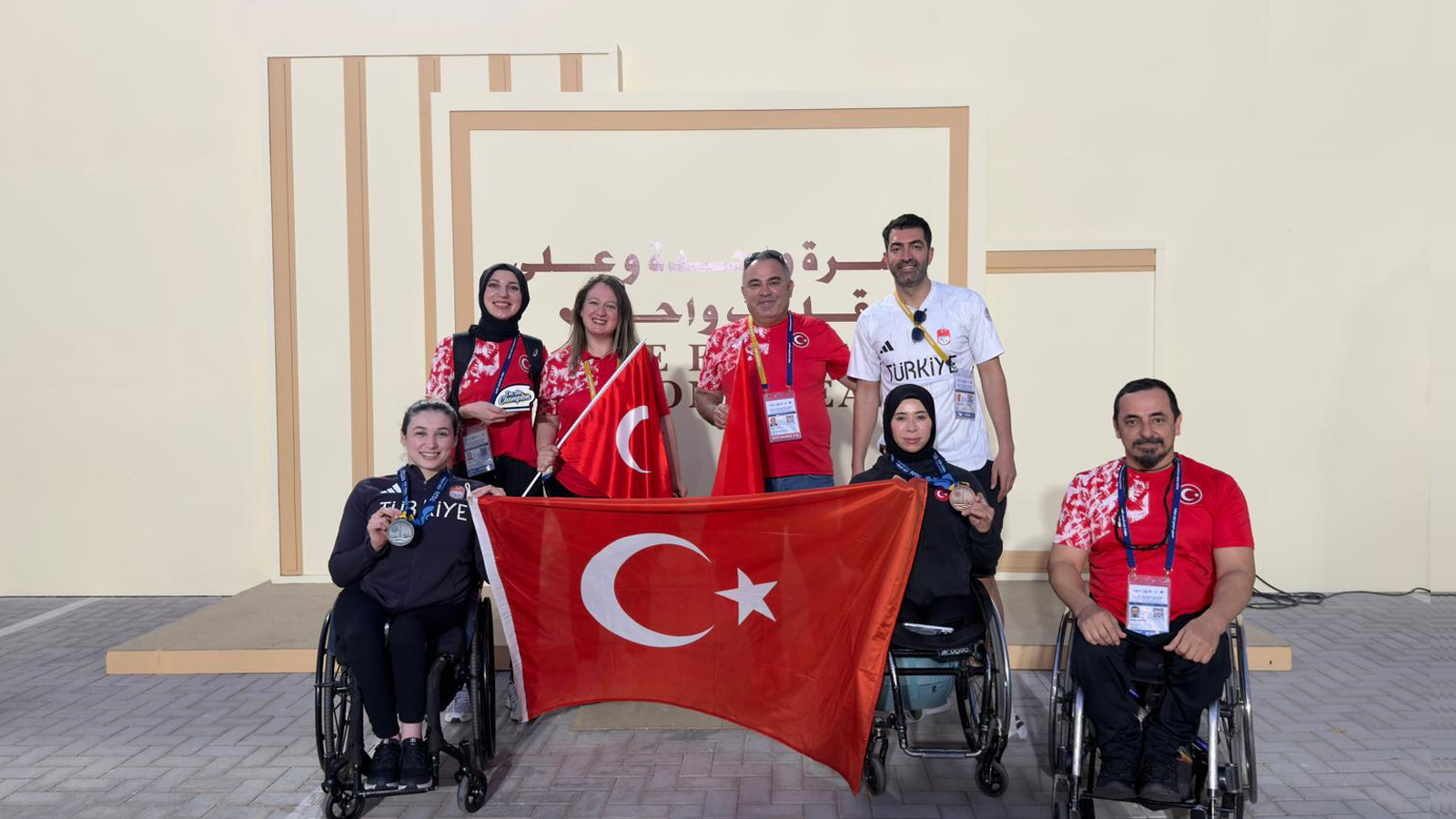 Altın Kızlar, Dubai’de Madalya Kazandı