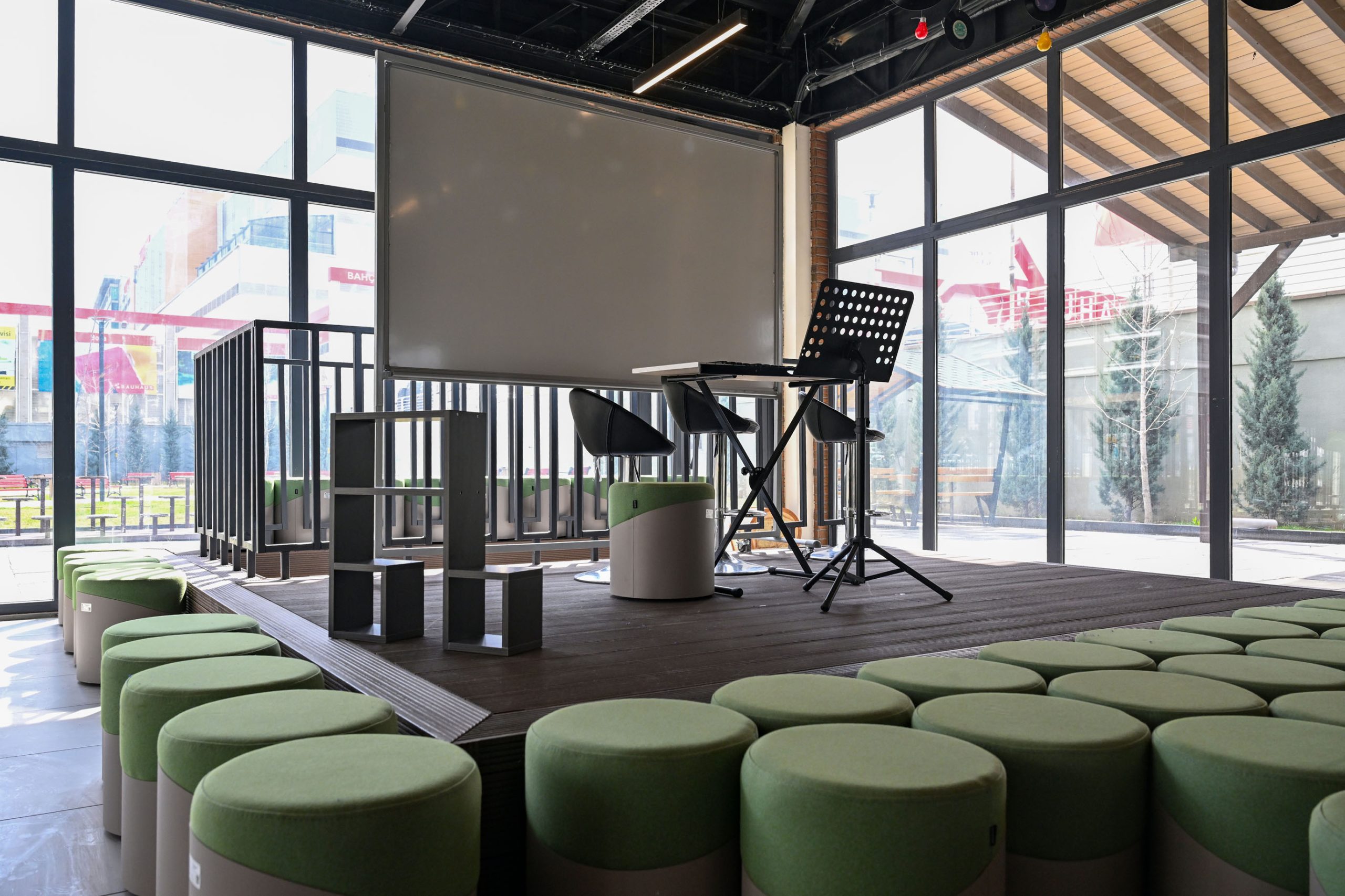 ABB’den Gençlere Ve Müziğe Tam Destek