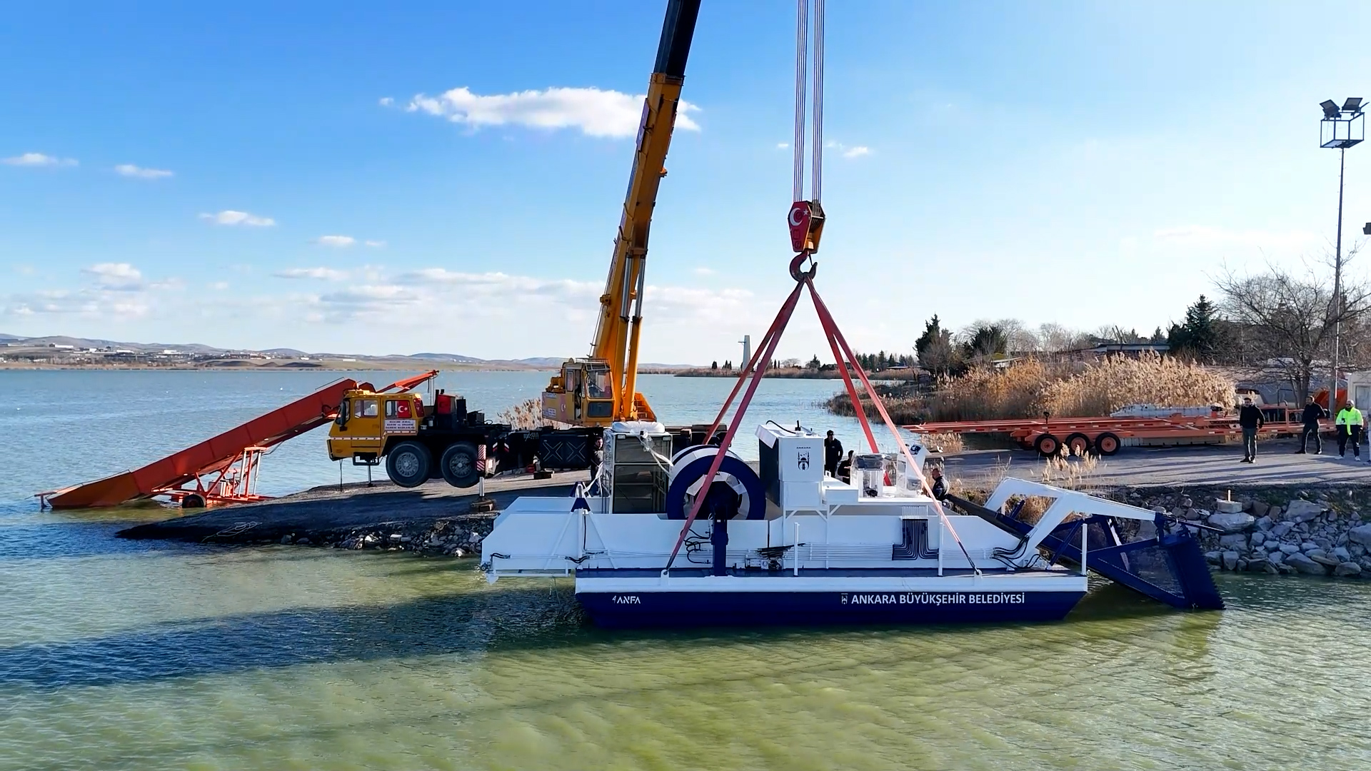 ABB, Başkent Göl Ve Göletlerinde Temizlik Çalışmalarını Sürdürüyor