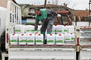 Büyükşehir’den Yüzde 50 Hibeli Sıvı Gübre Desteği