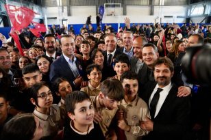 Ataşehir’de Piri Reis İlkokulu Spor Salonu Törenle Hizmete Açıldı