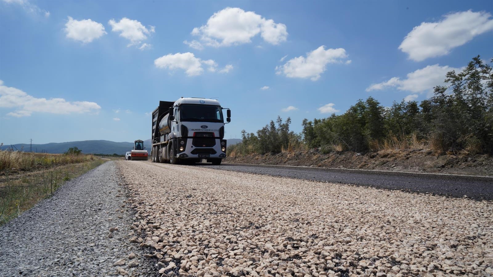 Halk İstedi, Başkan Akın Yol Çilesini Bitirdi