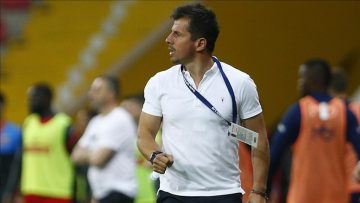 Emre Belözoğlu Fenerbahçe’ye veda etti