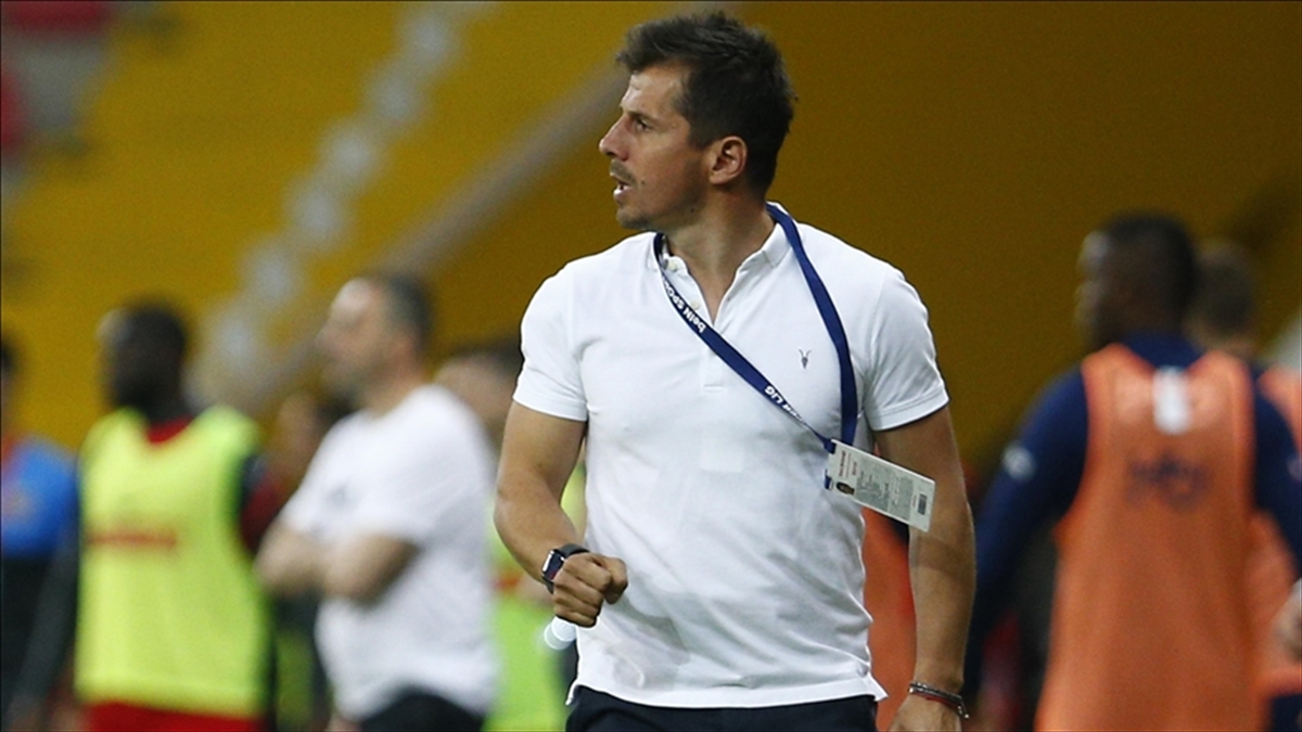 Emre Belözoğlu Fenerbahçe’ye veda etti