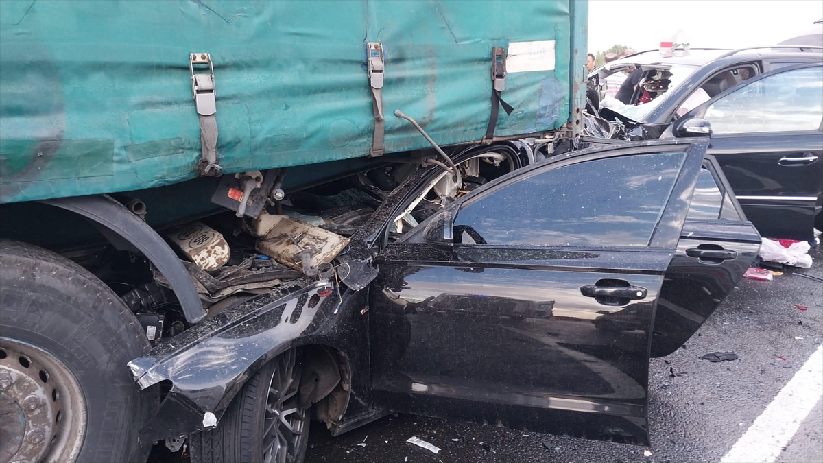 Nevşehir’de zincirleme trafik kazasında 2 kişi öldü, 8 kişi yaralandı