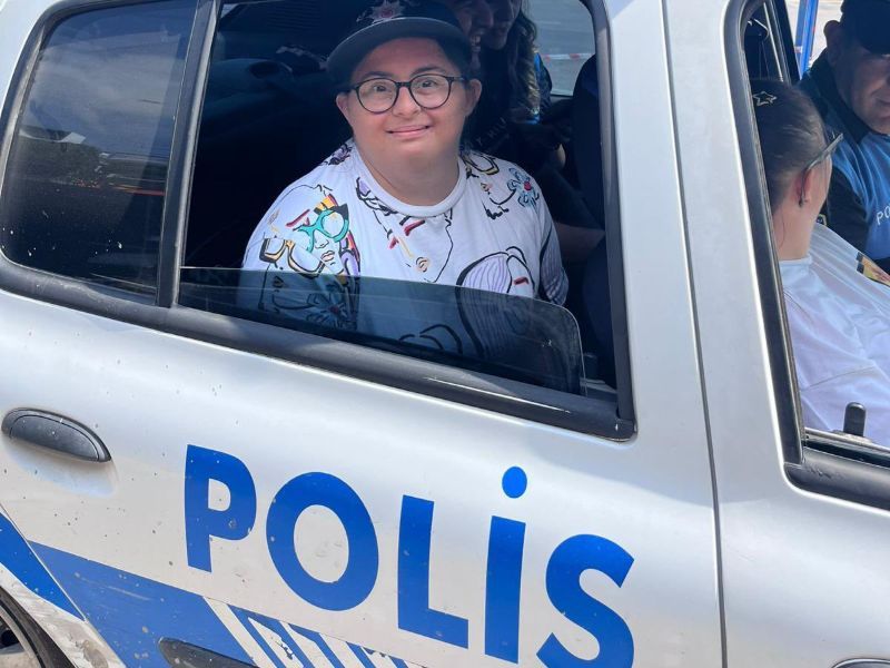 Engelsiz Sevgi, Engelsiz Mutluluk: Toplum Destekli Polis Ekiplerince Down Sendromlu Çocuklarla Unutulmaz Anlar Yaşandı