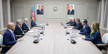 Bakan Tekin, Azerbaycan Başbakanı Asadov İle Görüştü