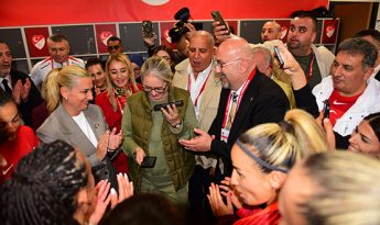 Cumhurbaşkanımız Erdoğan’dan Kadın A Millî Takıma Tebrik Telefonu