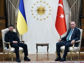 Cumhurbaşkanı Erdoğan, Ukrayna Devlet Başkanı Zelenskiy ile görüştü