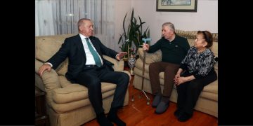 Cumhurbaşkanı Erdoğan’dan TBMM eski Başkanı Toptan’a ziyaret