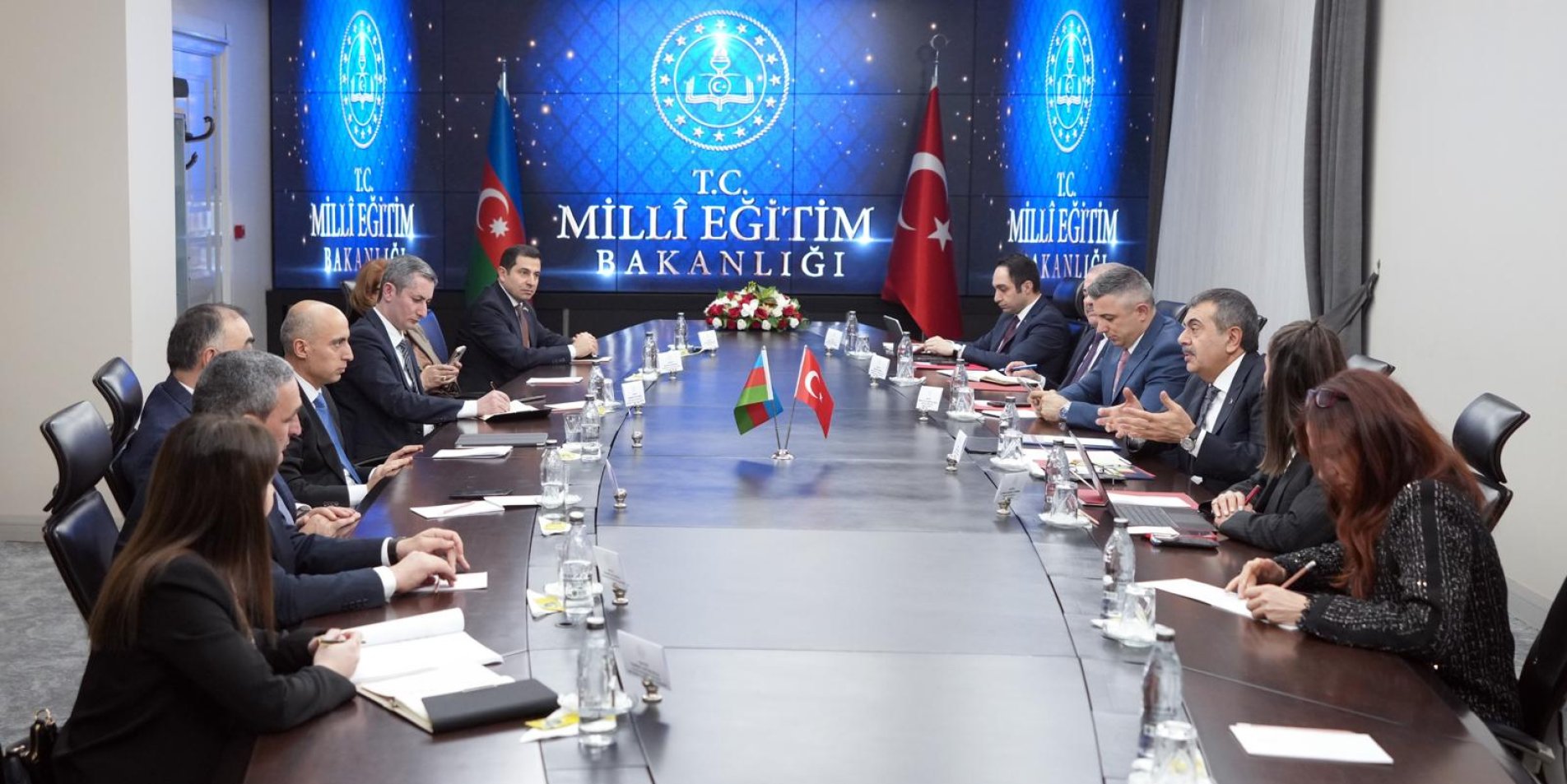 Bakan Tekin, Azerbaycan Bilim Ve Eğitim Bakanı Amrullayev’le Görüştü