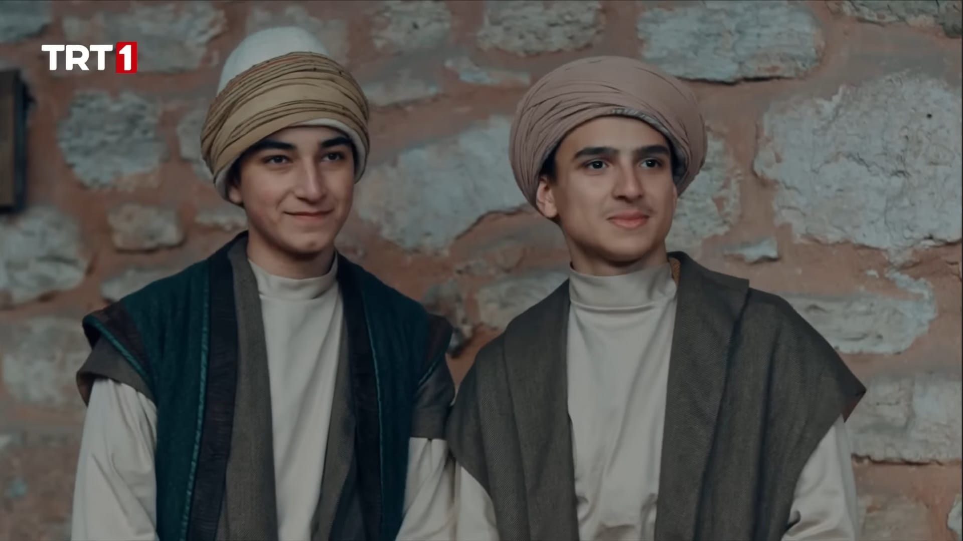 Okçuluk Kursunu Bitirdi, Tarihi Dizilerde Rol Aldı