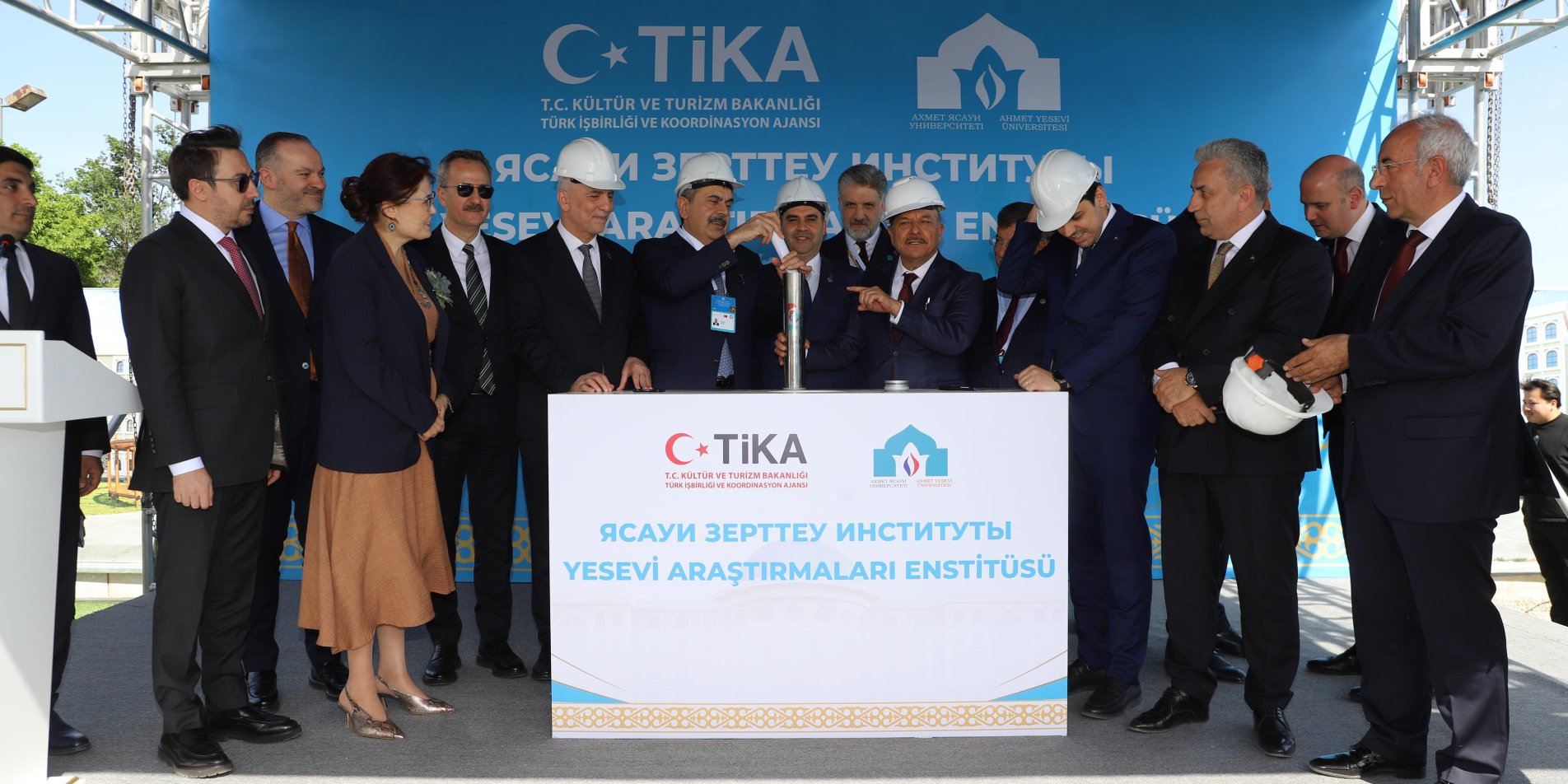 Kazakistan’da Yesevi Araştırmaları Enstitüsü Binasının Temeli Atıldı