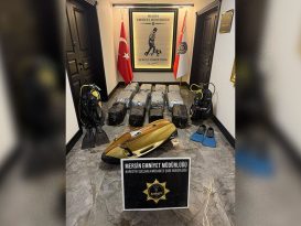 “Mersin Limanı’nda Düzenlenen Operasyonda Bir Gemide Gizlenmiş Hâlde 350 kg Kokain Ele Geçirildi.”