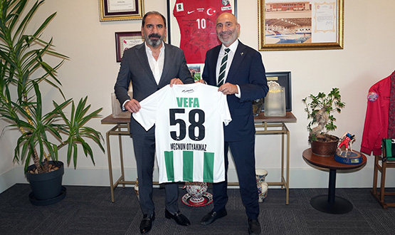 Vefa Spor Kulübü Başkanı Ömer Saltuk Toksoy’dan Mecnun Otyakmaz’a Ziyaret